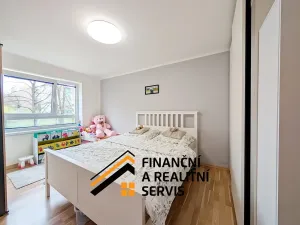 Prodej bytu 2+1, Milovice, Spojovací, 45 m2