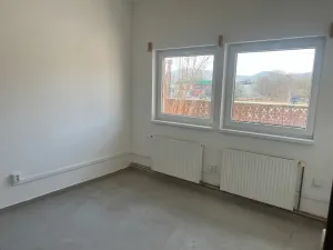 Prodej výrobních prostor, Nový Bor, 286 m2