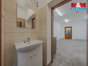 Pronájem skladu, Zubří, U Traktorky, 129 m2