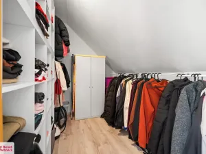 Prodej rodinného domu, Kolešov, 198 m2