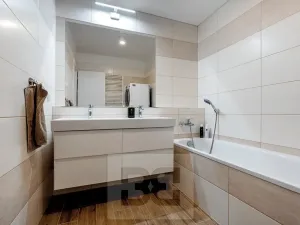 Prodej bytu 4+kk, Praha - Hlubočepy, náměstí Olgy Scheinpflugové, 119 m2