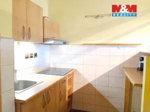 Prodej bytu 2+1, Praha - Hloubětín, Kardašovská, 43 m2