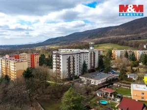 Prodej bytu 4+1, Chlumec, Vyklická, 98 m2