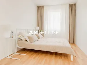 Pronájem bytu 2+kk, Praha - Strašnice, Zvěřinova, 50 m2