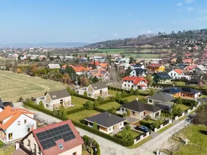 Prodej pozemku pro bydlení, Samotišky, Třešňová, 737 m2