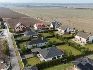 Prodej pozemku pro bydlení, Samotišky, Třešňová, 737 m2