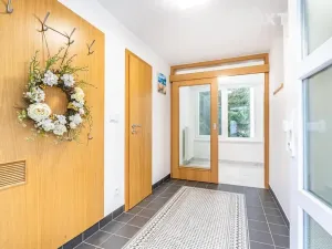 Pronájem vily, Zlín, Fabiánka II, 290 m2