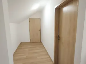 Pronájem bytu 3+kk, Kostomlaty nad Labem, 52 m2