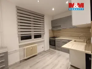 Pronájem bytu 2+1, Ostrava - Poruba, Francouzská, 52 m2