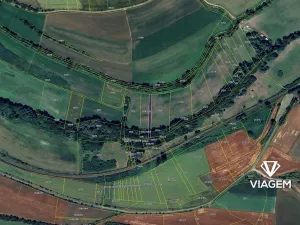 Prodej podílu pole, Byšice, 573 m2