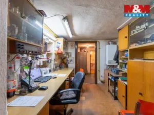 Prodej výrobních prostor, Bedihošť, Komenského, 180 m2