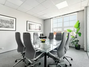 Pronájem obchodního prostoru, Praha - Holešovice, U Uranie, 500 m2