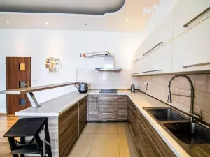 Prodej obchodního prostoru, Kardašova Řečice, nám. J. Hrubého, 550 m2