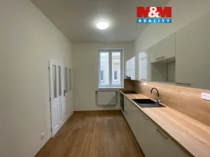 Pronájem bytu 3+1, Děčín - Děčín IV-Podmokly, 80 m2