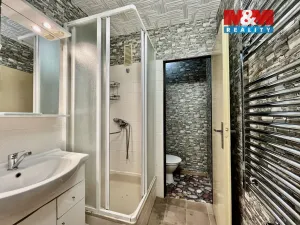 Prodej bytu 3+1, Uhlířské Janovice, 1. máje, 70 m2