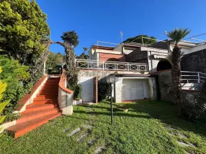 Prodej rodinného domu, Scalea, Itálie, 100 m2