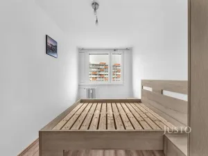 Pronájem bytu 3+kk, Praha - Horní Měcholupy, Livornská, 70 m2