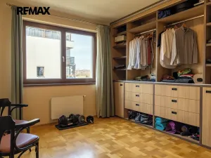 Prodej bytu 6+kk a větší, Praha - Hrdlořezy, Učňovská, 194 m2