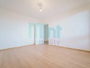 Pronájem bytu 2+1, Ostrava, U Školky, 52 m2