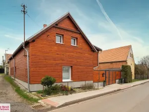 Prodej rodinného domu, Kolešov, 198 m2