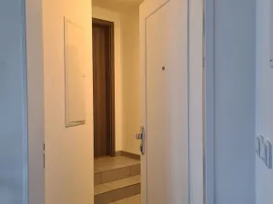 Pronájem bytu 2+kk, Hradec Králové, třída Karla IV., 70 m2