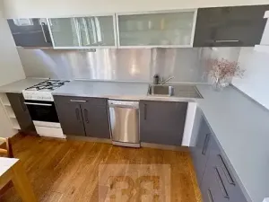 Pronájem bytu 2+kk, Praha - Holešovice, Osadní, 43 m2