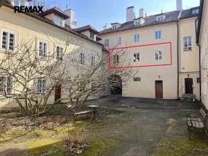 Prodej bytu 4+1, Praha - Malá Strana, Valdštejnská, 117 m2