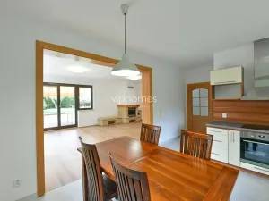 Pronájem vily, Průhonice, Jetelová, 370 m2