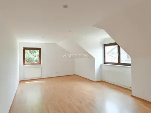 Pronájem vily, Průhonice, Jetelová, 370 m2