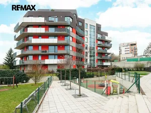 Prodej bytu 2+kk, Praha - Hlubočepy, Devonská, 64 m2