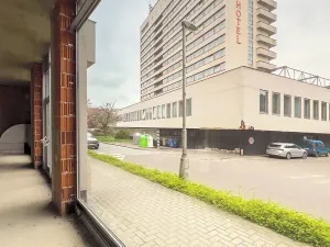 Prodej obchodního prostoru, Hradec Králové, Kollárova, 3447 m2