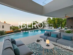 Prodej rodinného domu, Moraira, Španělsko, 350 m2