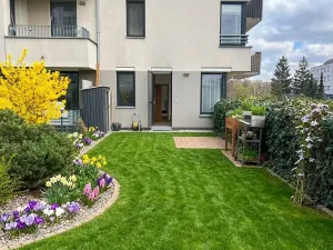 Prodej bytu 2+kk, Praha - Vysočany, Sousedíkova, 50 m2