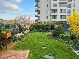 Prodej bytu 2+kk, Praha - Vysočany, Sousedíkova, 50 m2