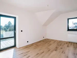 Prodej rodinného domu, Dolní Břežany, Na Zálepech, 150 m2