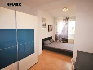 Prodej bytu 4+1, Praha - Nové Město, Lípová, 166 m2