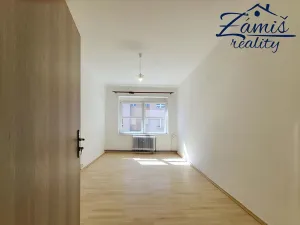 Pronájem bytu 2+1, Nové Strašecí, U Školy, 77 m2