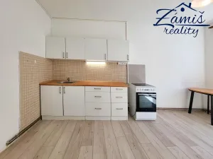 Pronájem bytu 2+1, Nové Strašecí, U Školy, 77 m2