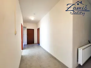Pronájem bytu 2+1, Nové Strašecí, U Školy, 77 m2