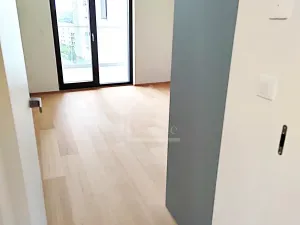 Prodej bytu 3+kk, Praha - Hrdlořezy, V třešňovce, 82 m2