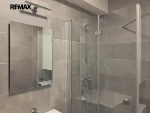 Pronájem bytu 1+kk, Praha - Modřany, Zlochova, 49 m2