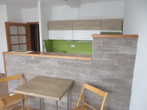 Pronájem bytu 2+kk, Brno, Krymská, 41 m2