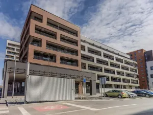 Pronájem bytu 1+kk, Praha - Hloubětín, Poděbradská, 33 m2