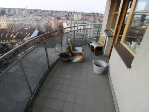 Pronájem bytu 2+kk, Praha - Břevnov, Šlikova, 75 m2