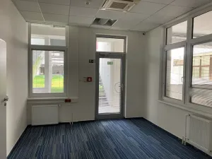 Pronájem kanceláře, Praha - Chodov, Hráského, 300 m2