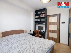 Prodej bytu 2+1, Praha, K louži, 46 m2