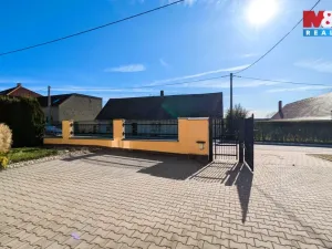 Prodej rodinného domu, Chrast - Podlažice, 280 m2