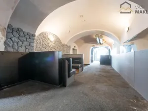 Prodej vícegeneračního domu, Ledeč nad Sázavou, Husovo náměstí, 525 m2