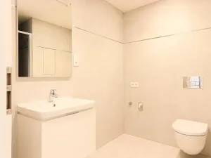 Pronájem bytu 1+kk, Praha, Poděbradská, 37 m2