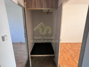 Prodej bytu 3+1, Rokycany, Litohlavská, 70 m2